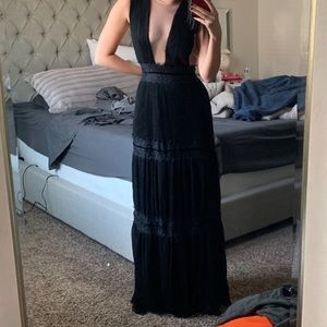 Bebe illusion mesh pleat dress size 6